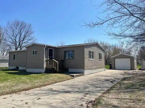 Spruce, WORTHINGTON, MN 56187