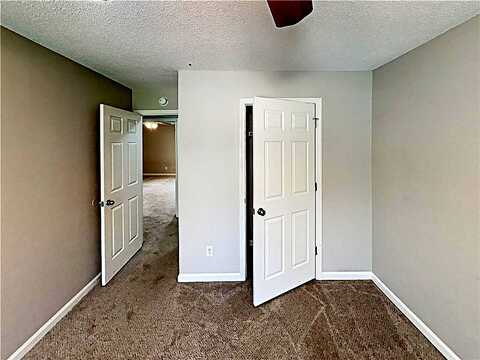 Colony, CANTON, GA 30114