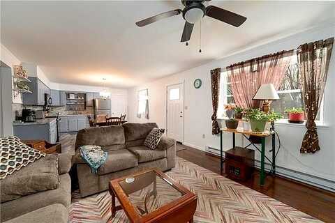 Spring, WALNUTPORT, PA 18088
