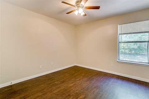 Lowe, FORT WORTH, TX 76110
