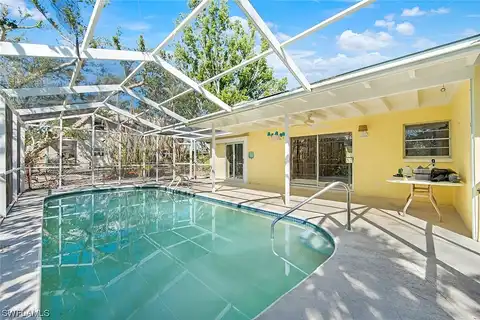 Captains Walk, SANIBEL, FL 33957