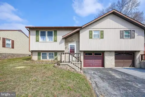 Marion, EPHRATA, PA 17522