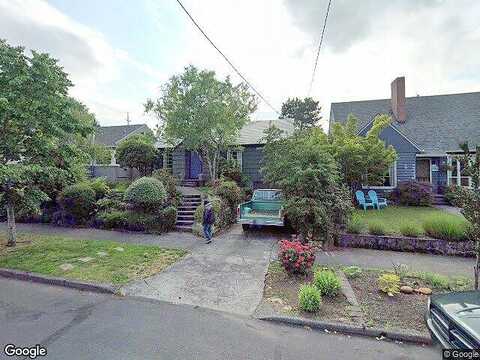 35Th, PORTLAND, OR 97211