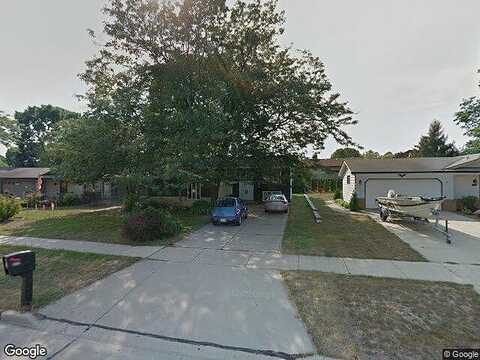 15Th, SOUTH MILWAUKEE, WI 53172