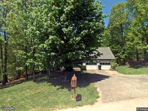 Forest Creek, ROANOKE, VA 24018