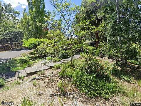 Elkader, ASHLAND, OR 97520