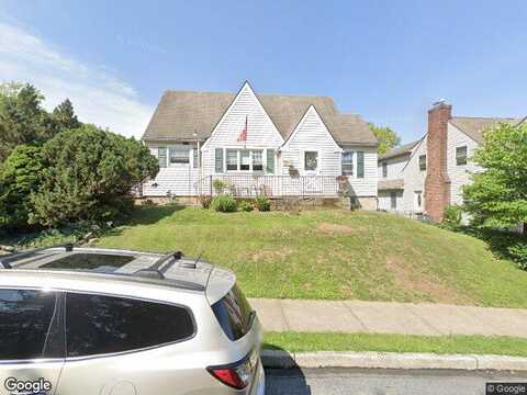Forrest, FOUNTAIN HILL, PA 18015