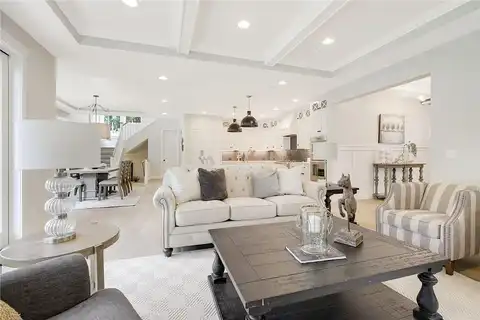 Abbott, EDINA, MN 55410