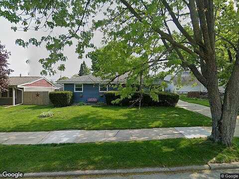 Olive, RACINE, WI 53405