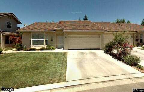 Village, DINUBA, CA 93618