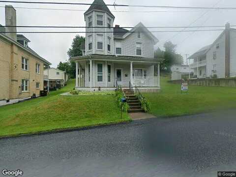 Main, SLATINGTON, PA 18080