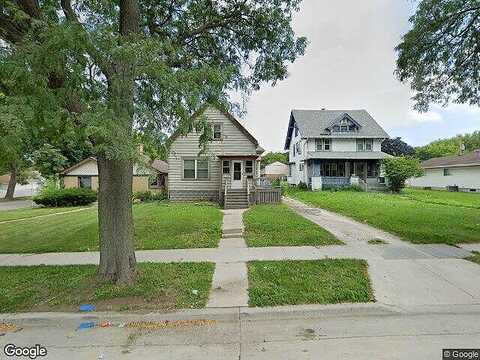 39Th, MILWAUKEE, WI 53216