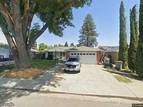 Rosa, WINTERS, CA 95694