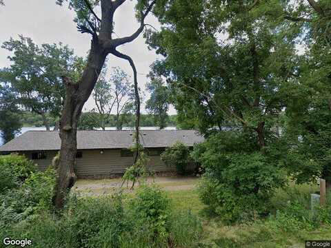 Breezewood, PAYNESVILLE, MN 56362