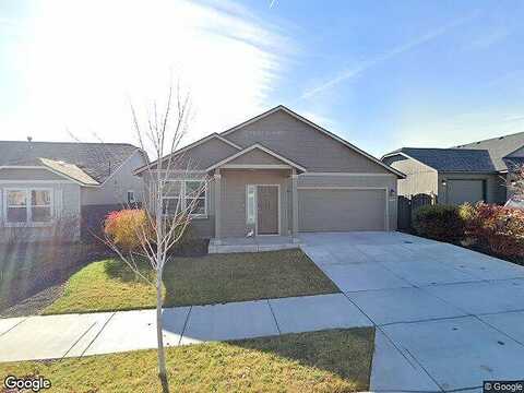 Ivy, REDMOND, OR 97756