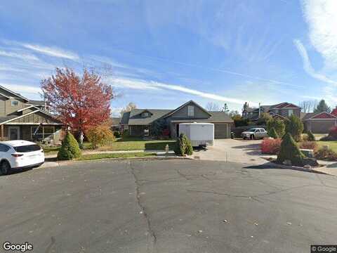 Spruce, REDMOND, OR 97756