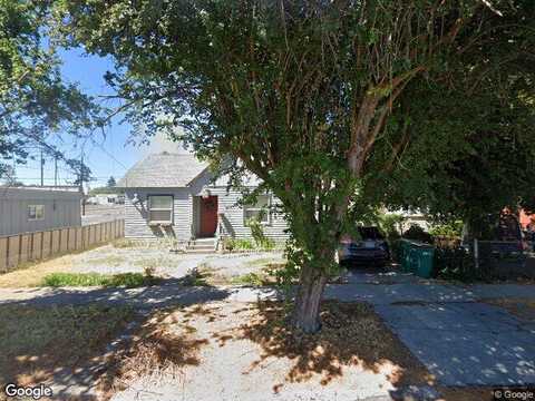 Vine, KLAMATH FALLS, OR 97601