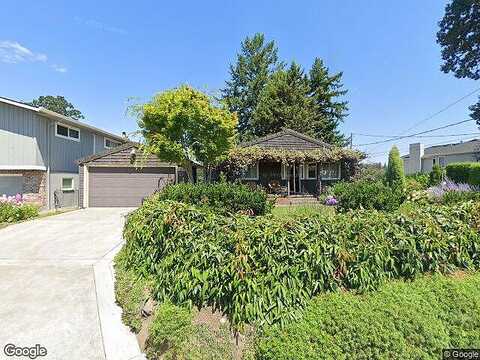 Interlachen, FAIRVIEW, OR 97024