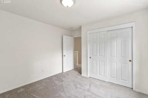 Lilac, PORTLAND, OR 97267