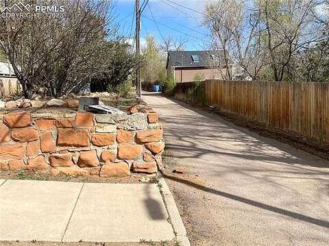 13Th, COLORADO SPRINGS, CO 80904