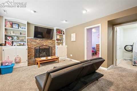 Applewood, COLORADO SPRINGS, CO 80907