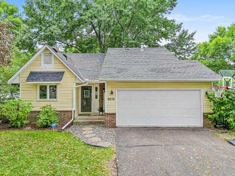 Niagara, MAPLE GROVE, MN 55369