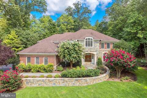 Crownhurst, MC LEAN, VA 22102