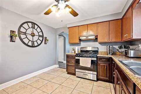 Carnegie, WEST MIFFLIN, PA 15122