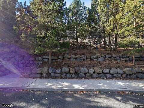 Colonial, BEND, OR 97703