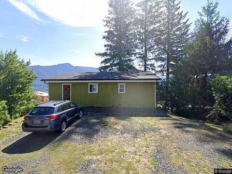 Tari, STEVENSON, WA 98648