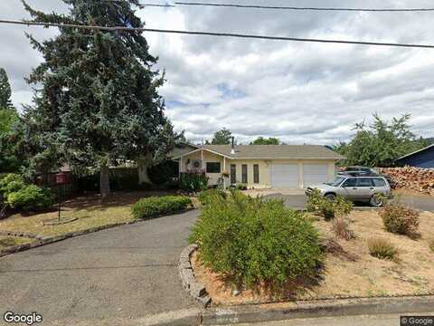 16Th, COTTAGE GROVE, OR 97424