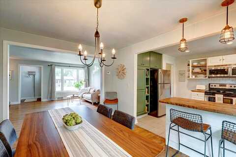 Macarthur, MADISON, WI 53714