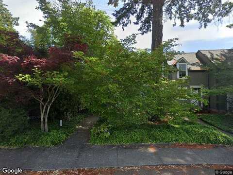 1St, LAKE OSWEGO, OR 97034