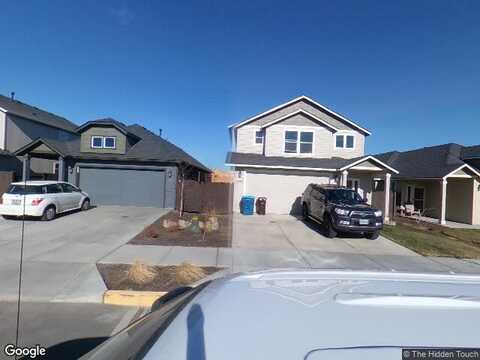 Ivy, REDMOND, OR 97756