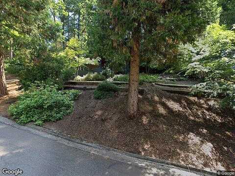 Dogwood, EUGENE, OR 97405