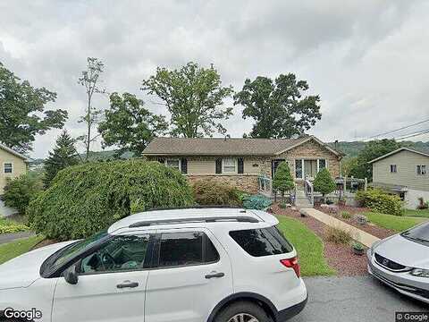 Gail, ALLENTOWN, PA 18103
