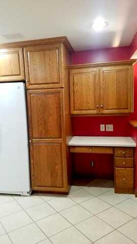 Robin, DE PERE, WI 54115