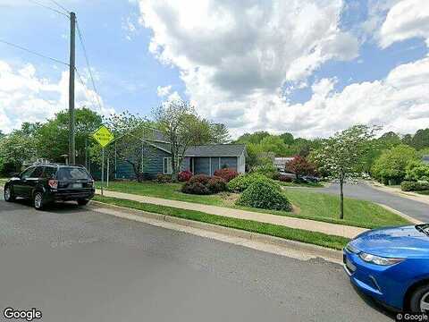 Hollis, VIENNA, VA 22182