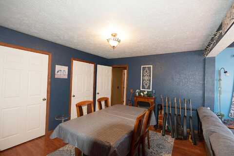 Graybeal, CASTLEWOOD, VA 24224