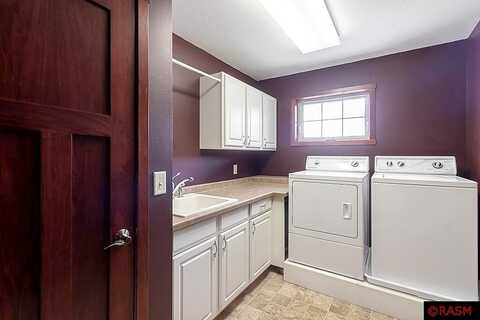 Otter, NORTH MANKATO, MN 56003
