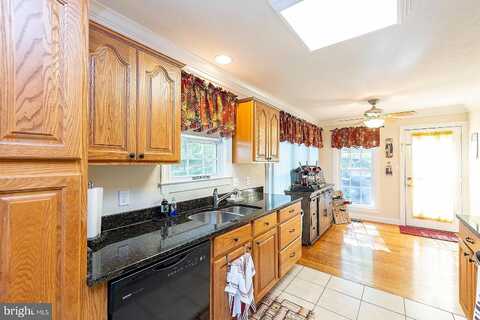 Lakeview, CROSS JUNCTION, VA 22625