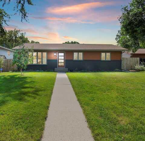 Madison, SAINT CLOUD, MN 56303