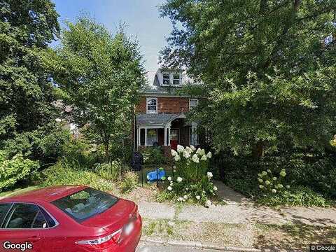 Parkway, CHARLOTTESVILLE, VA 22902