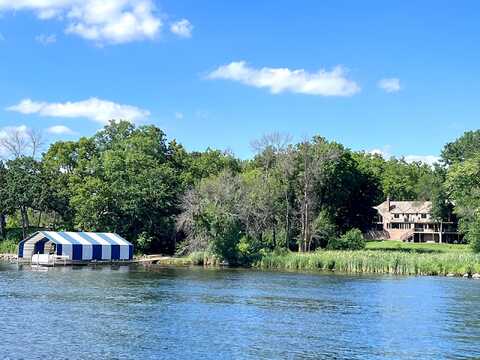 Farview, LONG LAKE, MN 55356