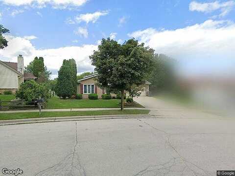 Erin, WAUKESHA, WI 53188