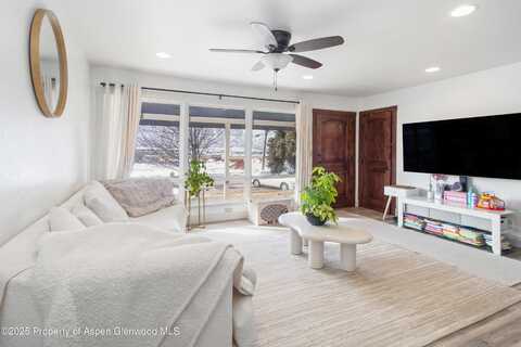 Donegan, GLENWOOD SPRINGS, CO 81601
