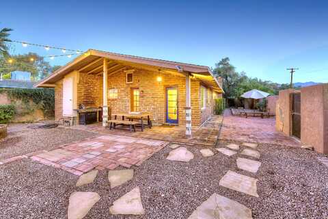 Adams, TUCSON, AZ 85719