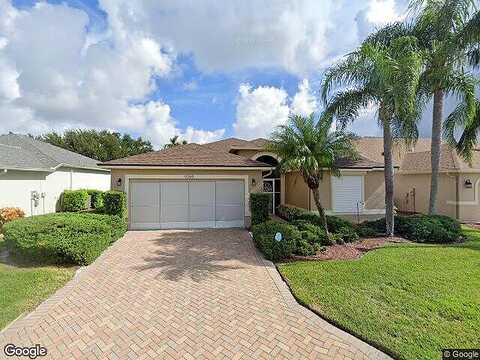 Coachhouse, ESTERO, FL 33928