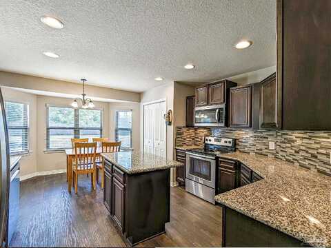 Montalban, NAVARRE, FL 32566