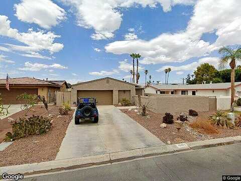 Kentucky, PALM DESERT, CA 92211